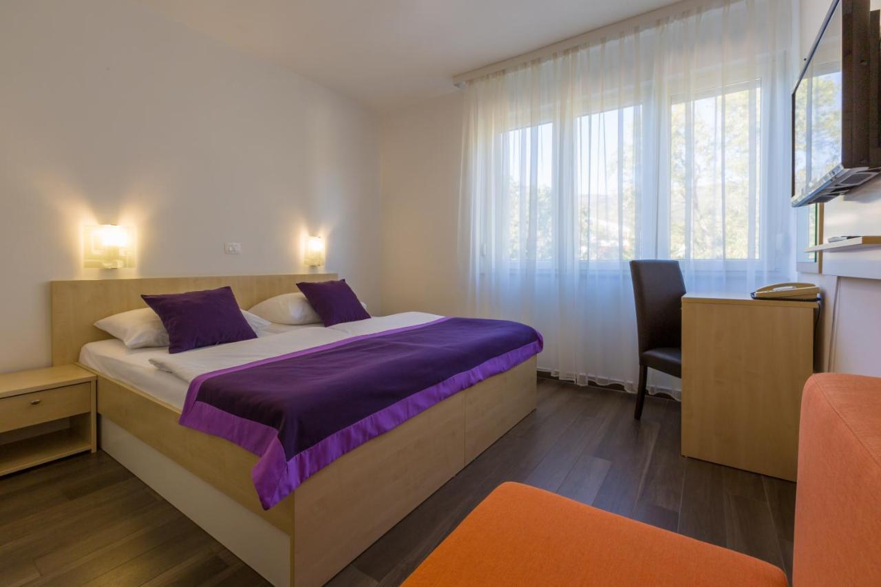 Hotel Slaven Селце Екстер'єр фото